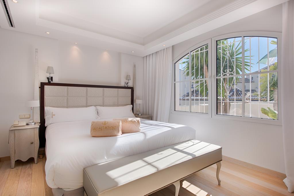 Las Dunas Suites & Apartments エステポナ 部屋 写真