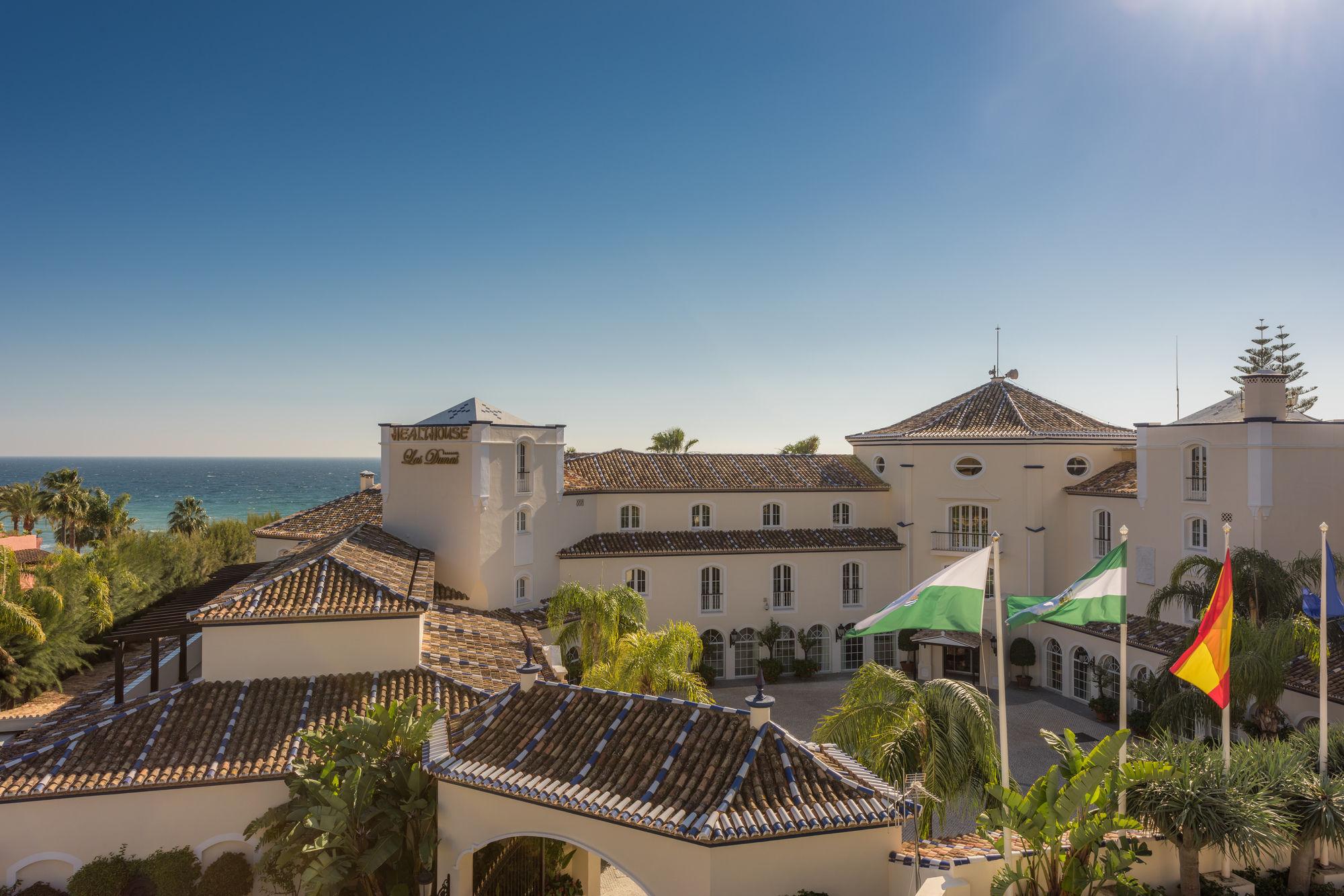 Las Dunas Suites & Apartments エステポナ エクステリア 写真